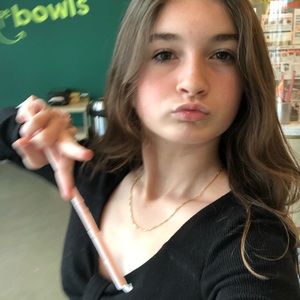 Meet your Posher, Tate